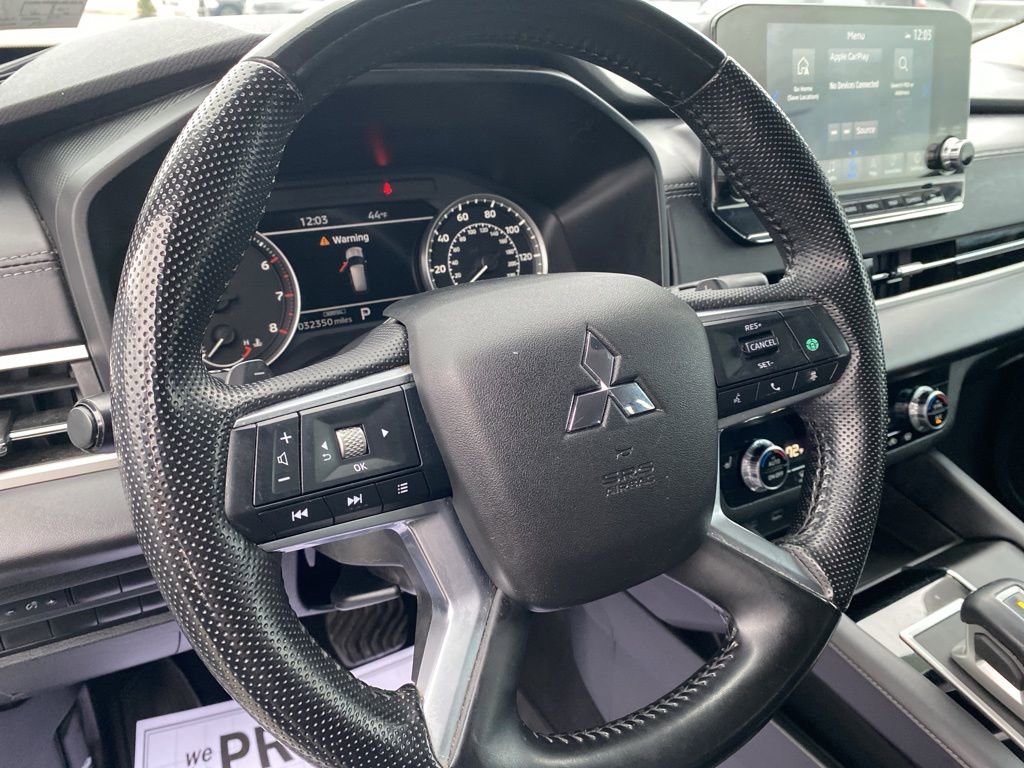 Used 2024 Mitsubishi Outlander SE image 22