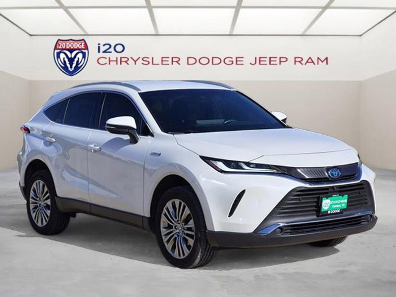 Used 2021 Toyota Venza Limited image 1