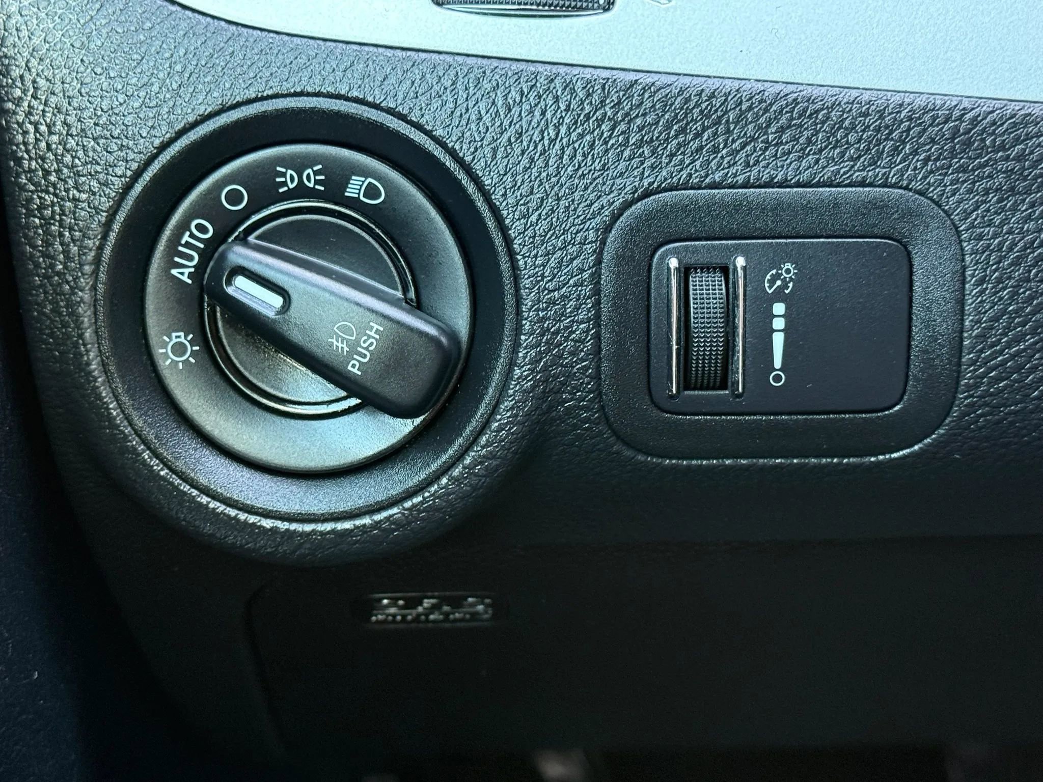 Used 2017 Dodge Journey GT AWD/4WD image 40