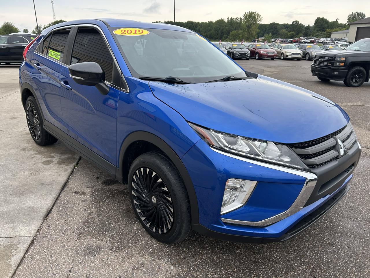 Used 2019 Mitsubishi Eclipse Cross LE AWD/4WD image 3