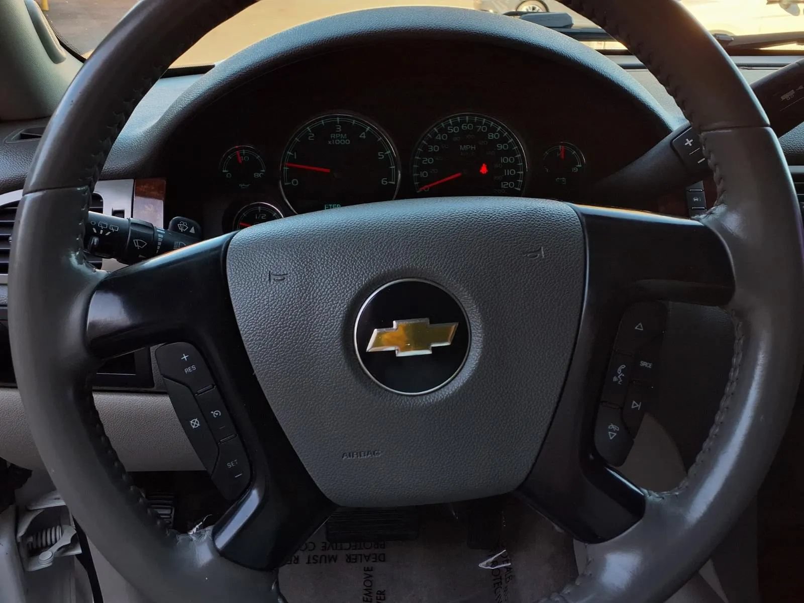 Used 2010 Chevrolet Tahoe LT w/ Regional Value Package RWD image 12