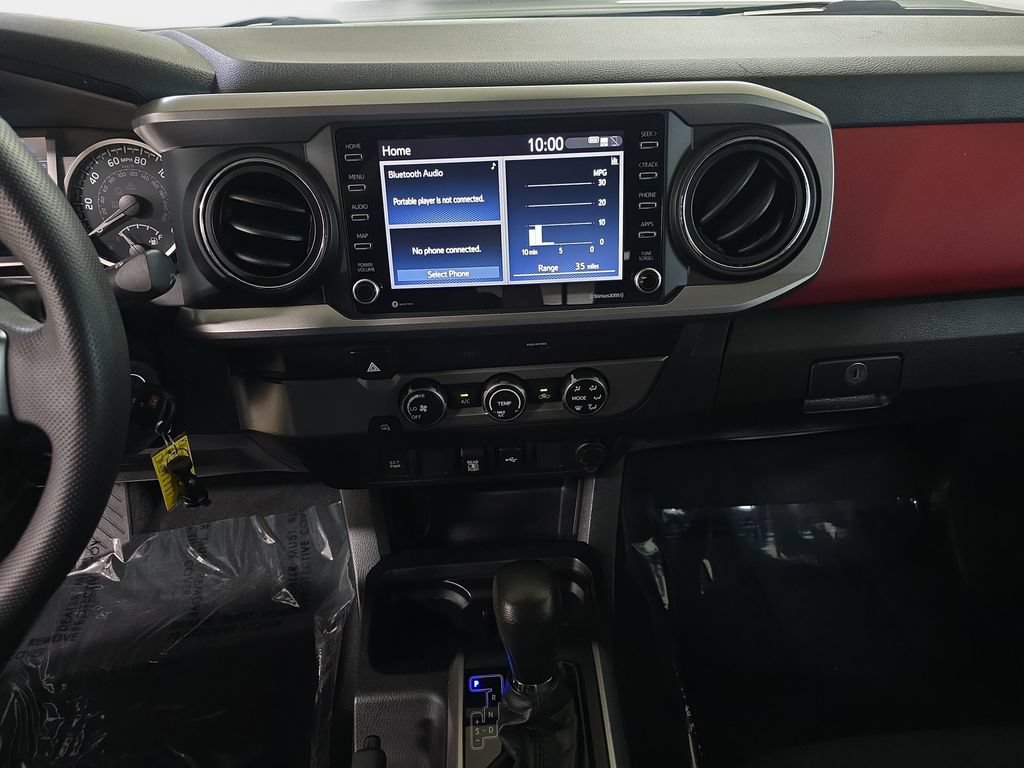 Used 2020 Toyota Tacoma SR5 RWD image 23