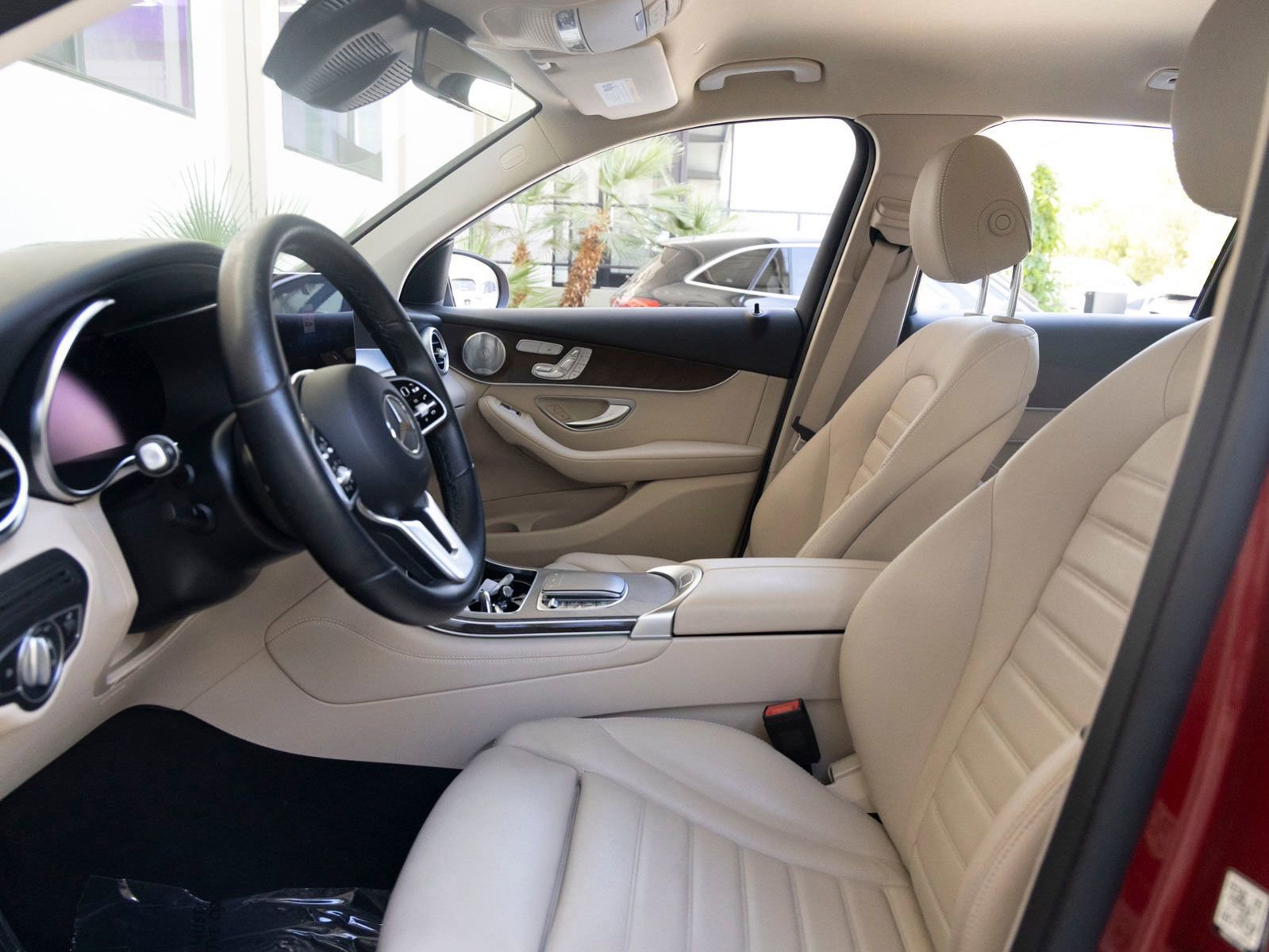 Used 2021 Mercedes-Benz GLC 300 image 14