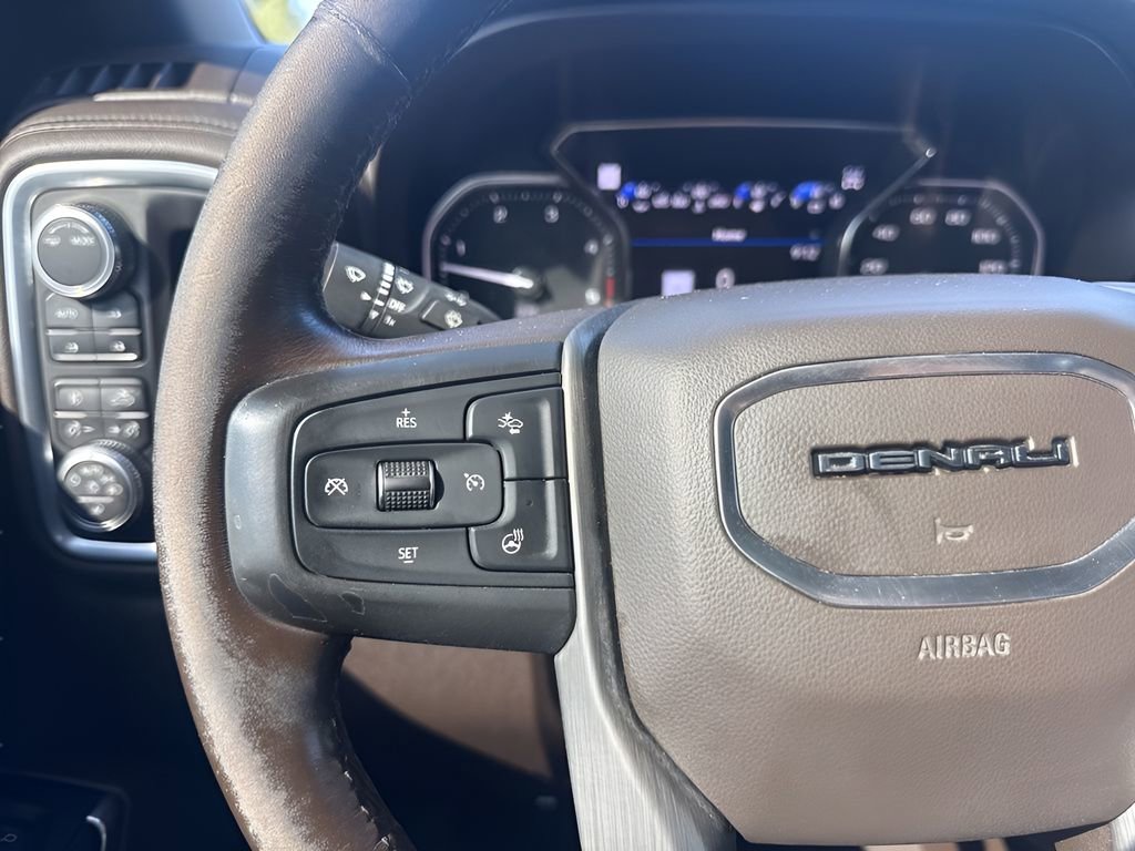 Used 2021 GMC Sierra 2500 Denali w/ Denali Ultimate Package AWD/4WD image 17
