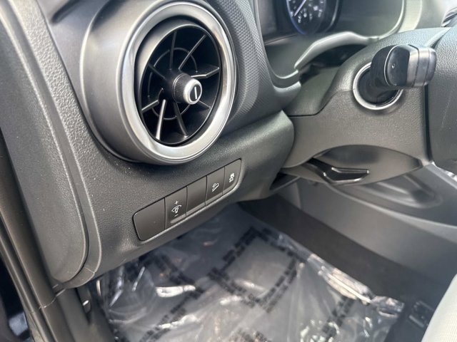 Used 2023 Hyundai Kona SEL AWD/4WD image 21