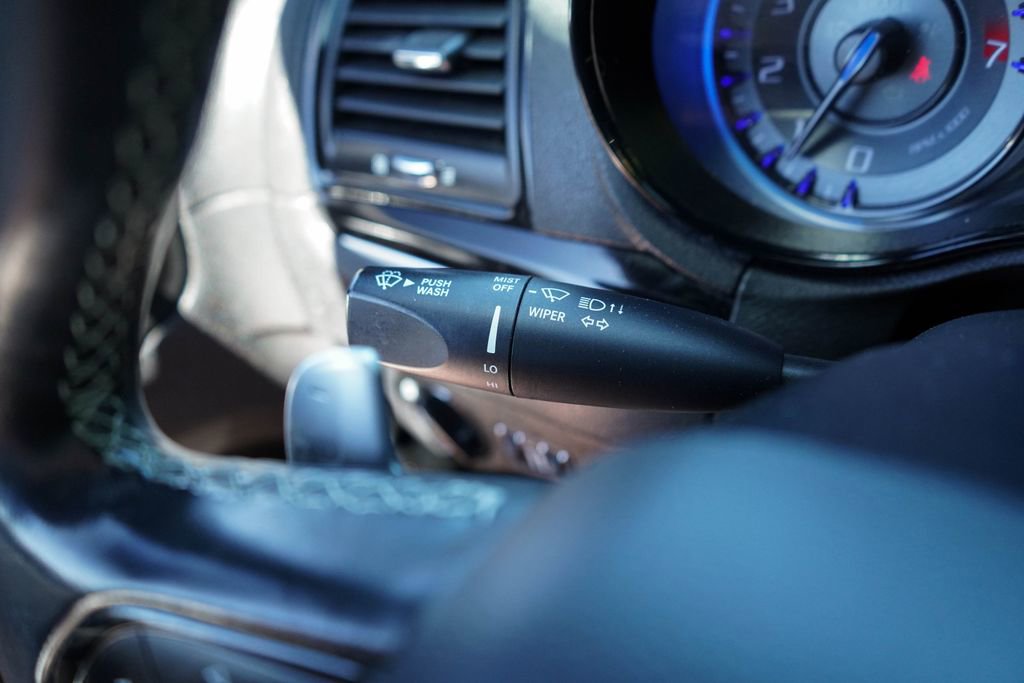 Used 2019 Chrysler 300 S image 33