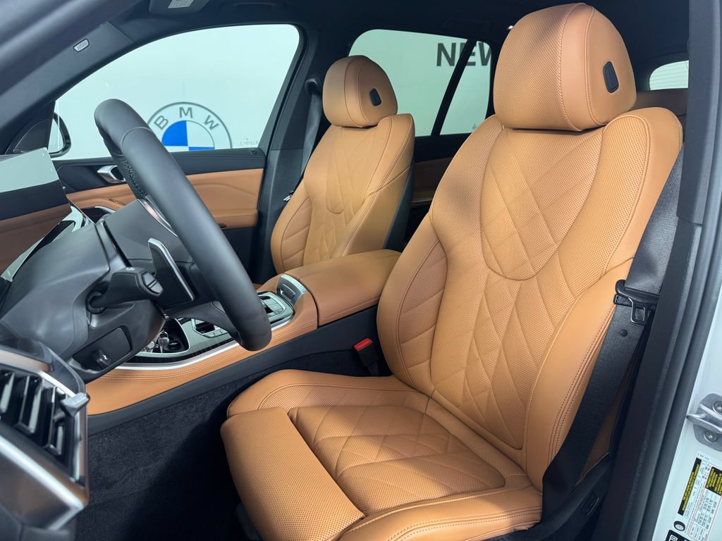 New 2026 BMW X5 xDrive40i w/ M Sport Package AWD/4WD image 12
