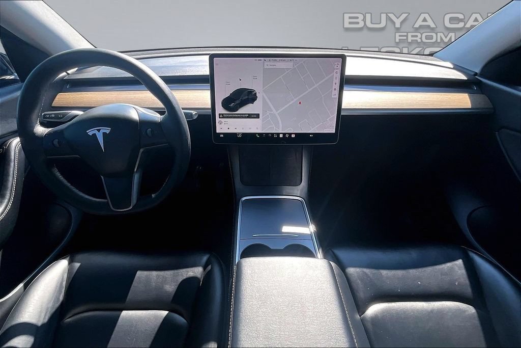 Used 2021 Tesla Model Y Long Range AWD/4WD image 16