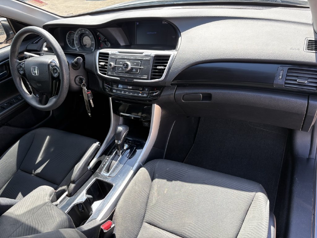 Used 2017 Honda Accord LX image 26