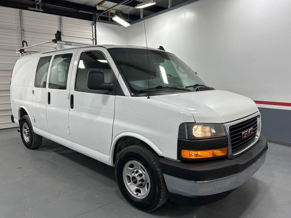 Used 2020 GMC Savana 2500 w/ Driver Convenience Package RWD image 2