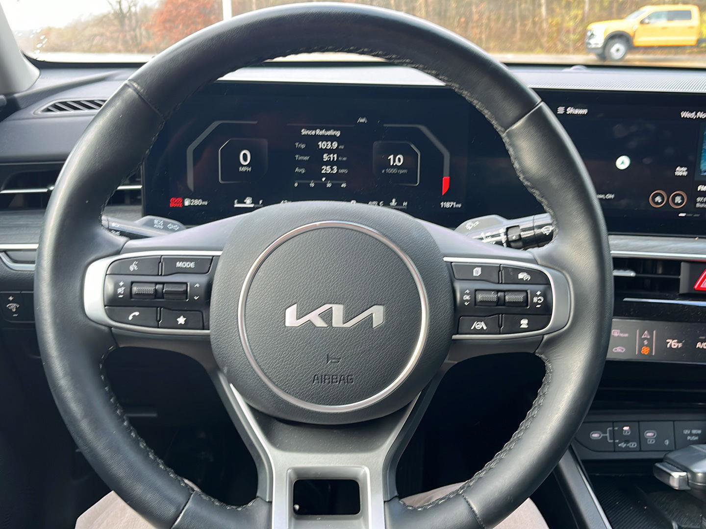 Used 2025 Kia K5 EX image 16