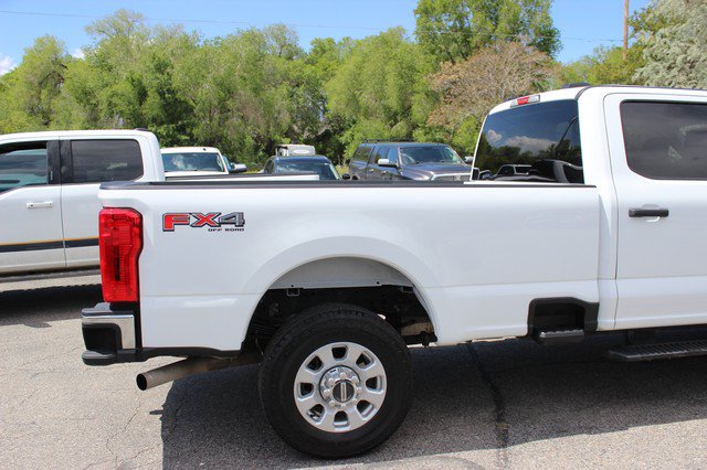 Used 2024 Ford F350 XLT w/ FX4 Off-Road Package AWD/4WD image 15