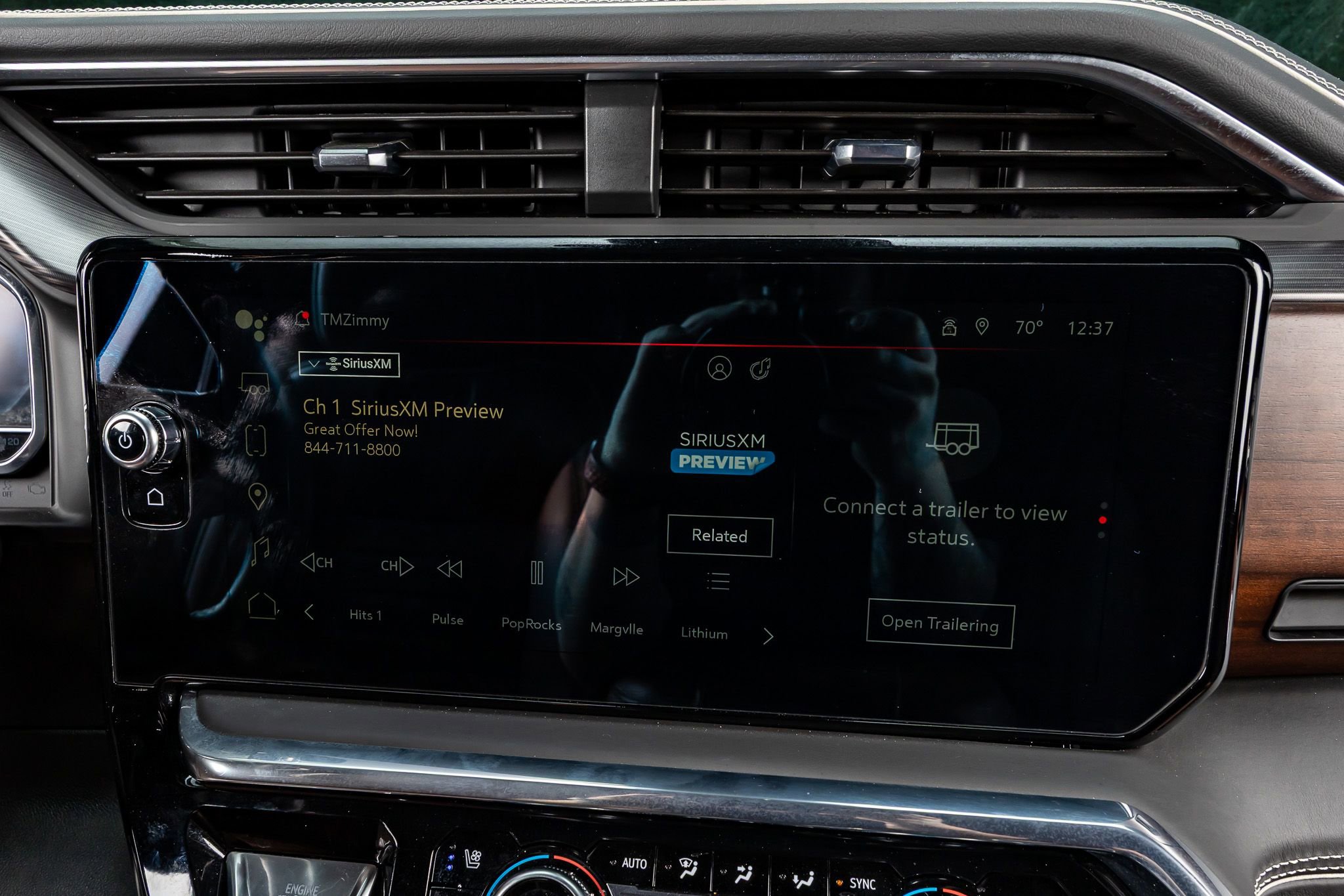 Used 2024 GMC Sierra 2500 Denali Ultimate w/ Max Trailering Package image 24