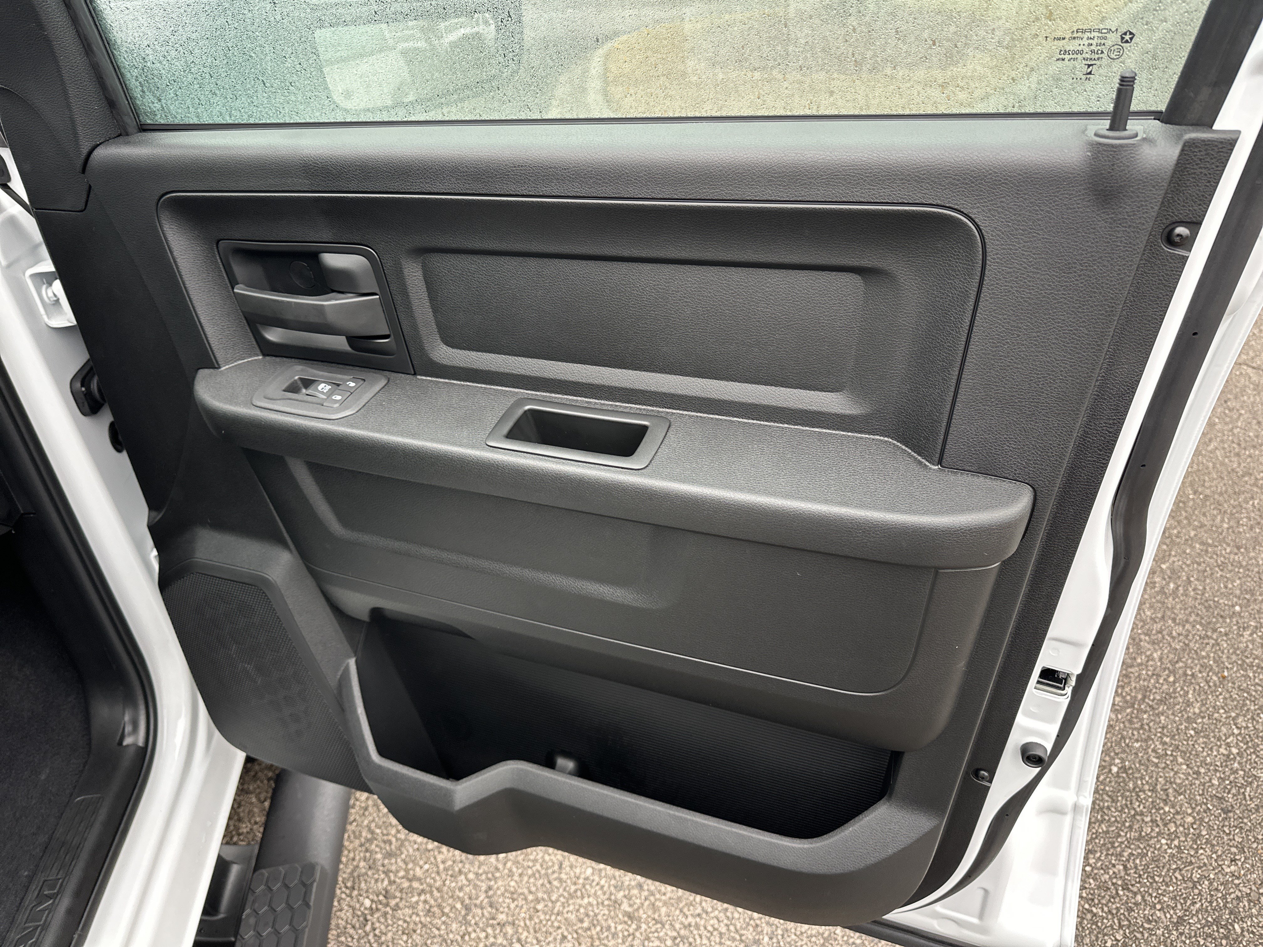 New 2026 RAM 2500 Tradesman AWD/4WD image 14