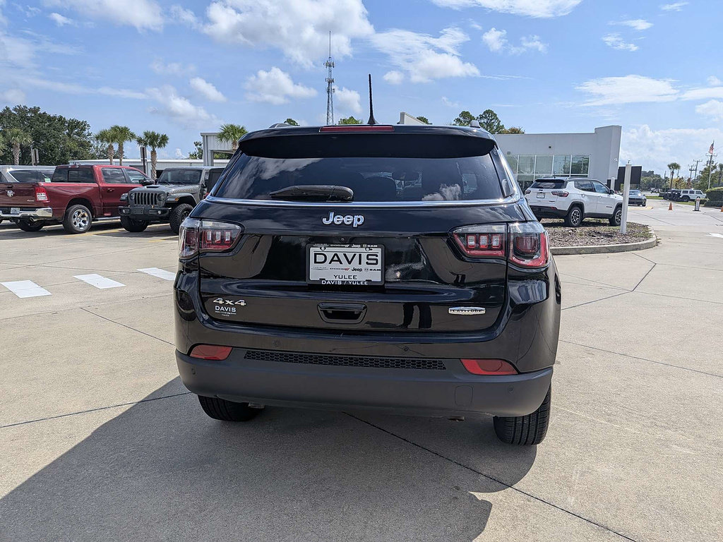 Used 2023 Jeep Compass Latitude w/ Convenience Group AWD/4WD image 5