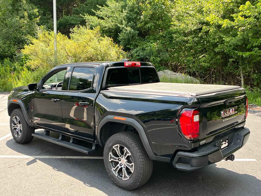 Used 2025 GMC Canyon AT4 AWD/4WD image 3