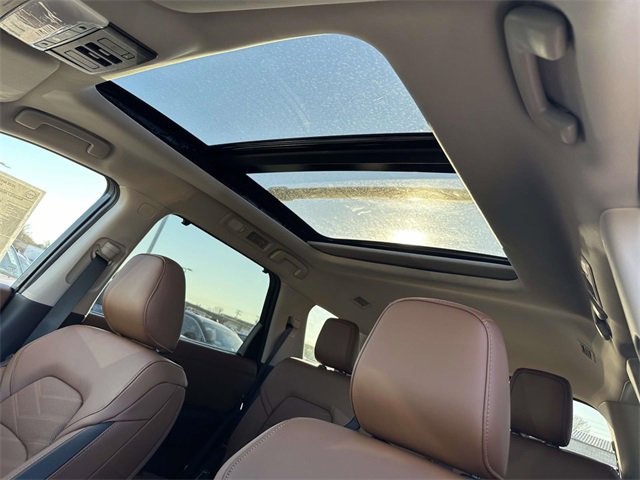 New 2025 Nissan Pathfinder Platinum w/ Cargo Package image 17