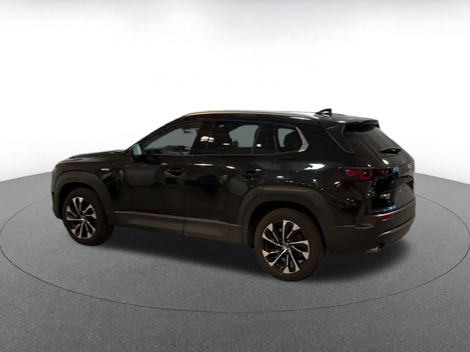 Used 2025 MAZDA CX-50 2.5 Hybrid w/ Premium Plus Pkg image 10