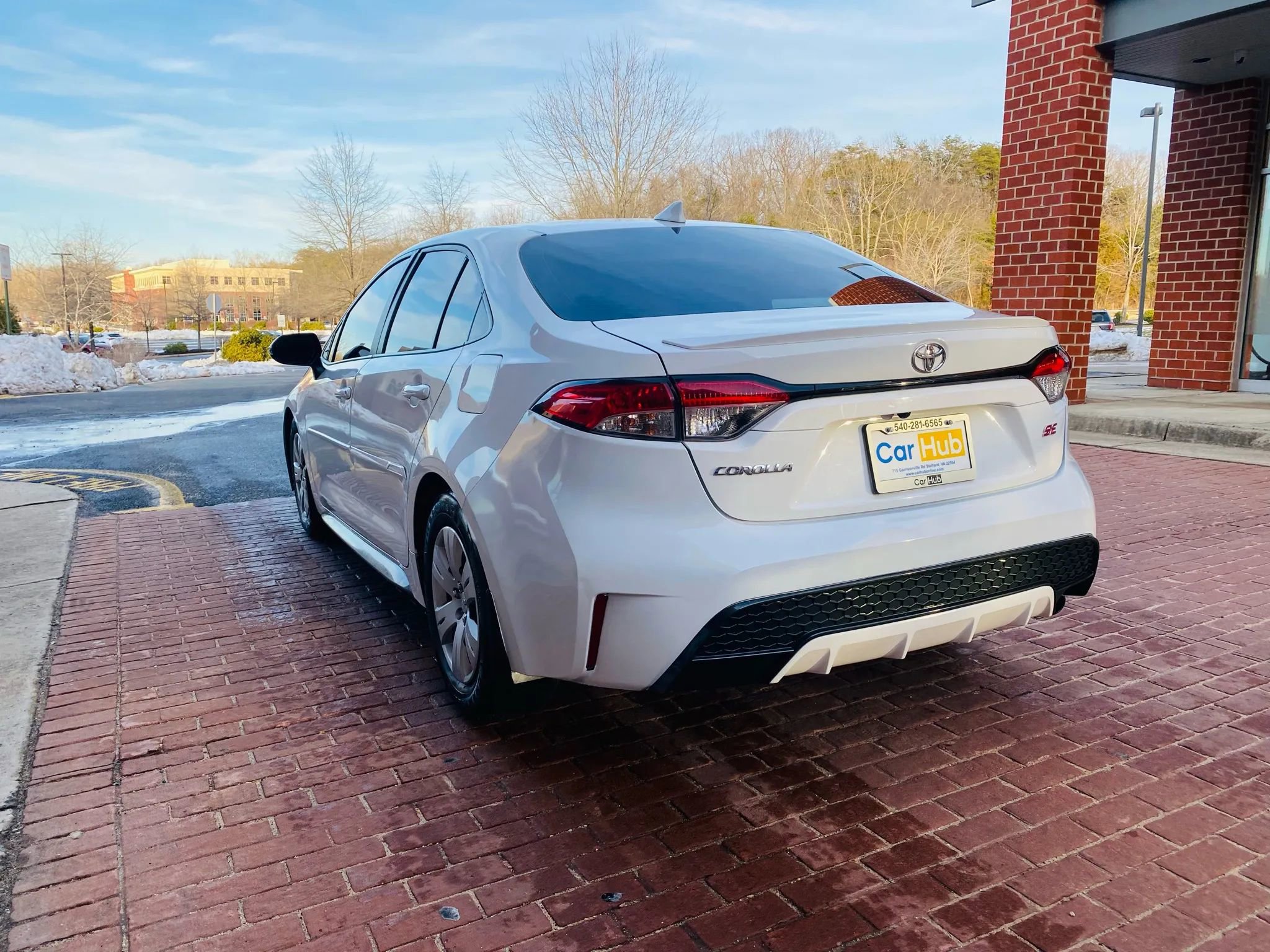 Used 2021 Toyota Corolla SE image 4