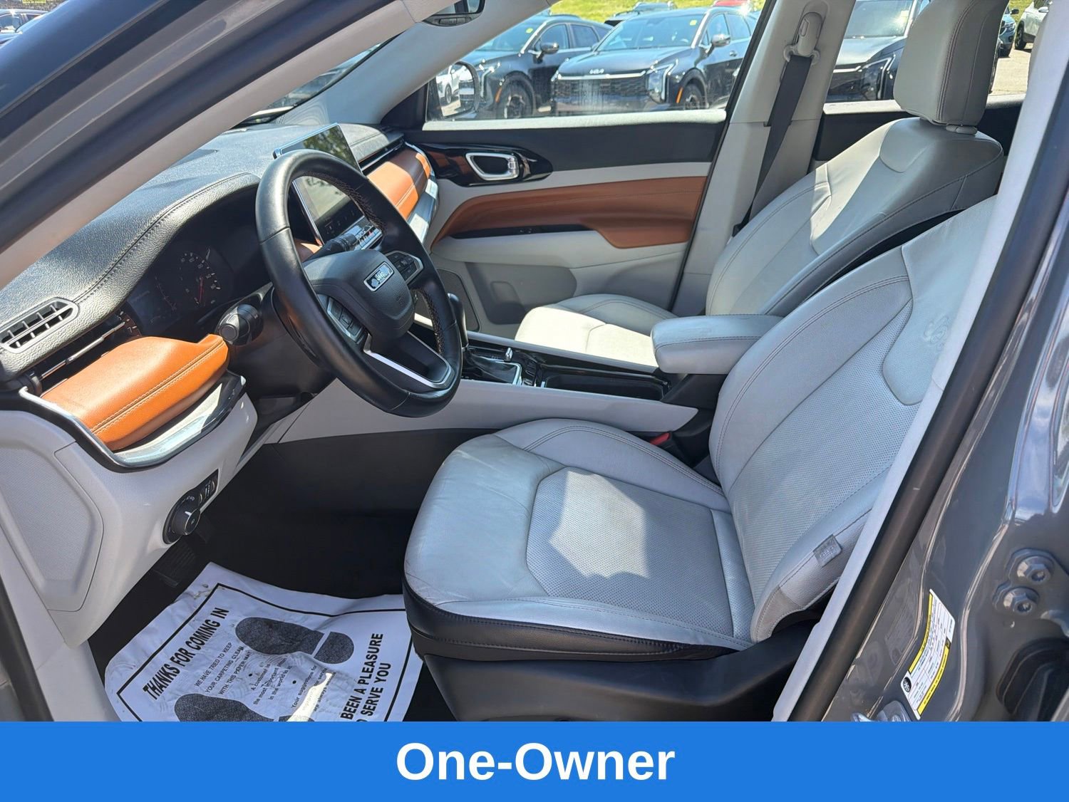 Used 2022 Jeep Compass Limited AWD/4WD image 11