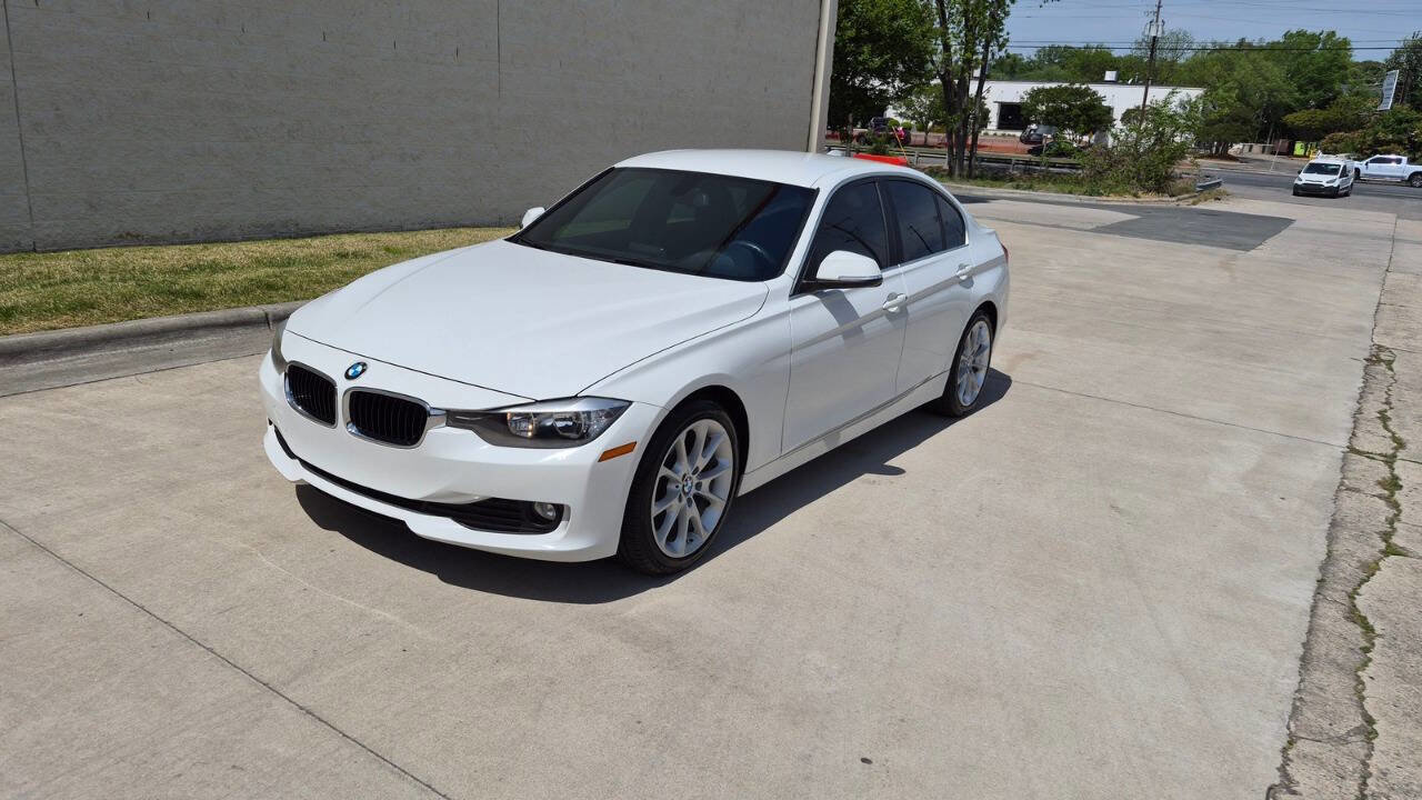 Used 2015 BMW 320i Sedan RWD image 2