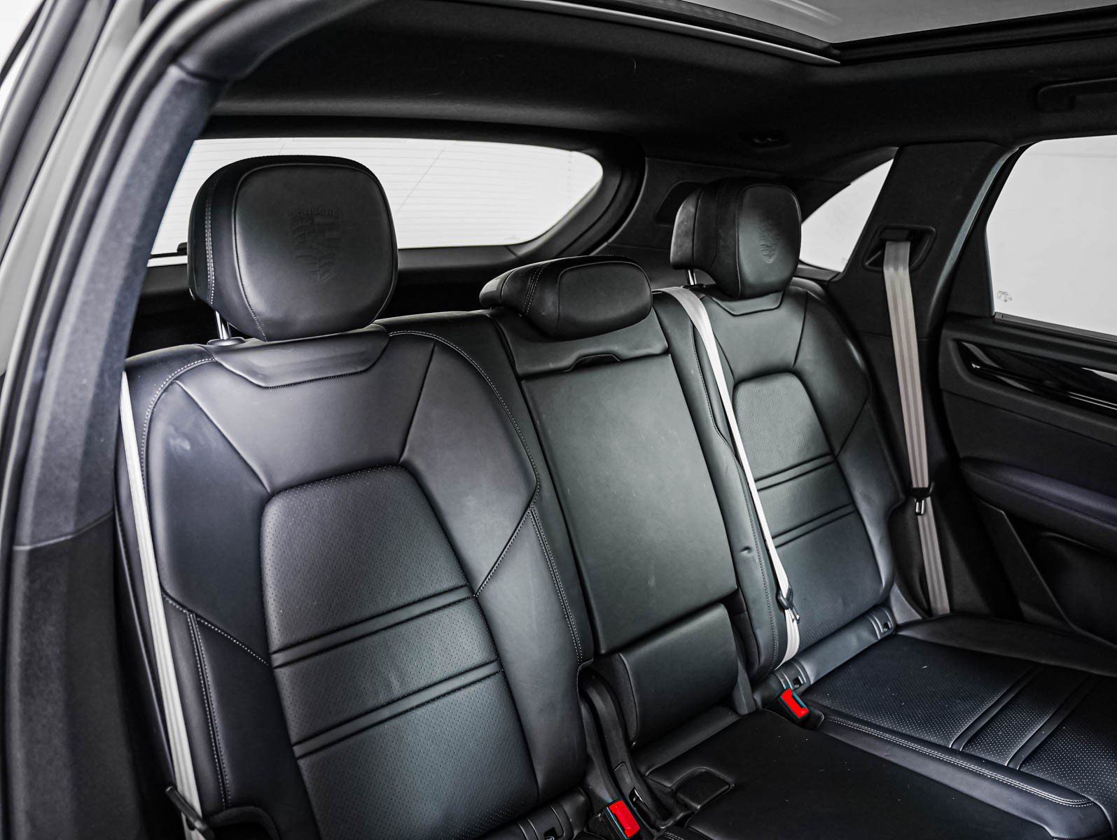 Certified 2023 Porsche Cayenne S Platinum AWD/4WD image 6