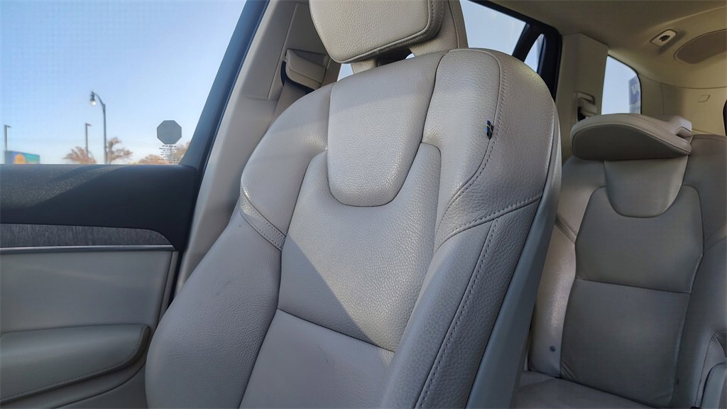 Used 2023 Volvo XC90 B6 Plus w/ Protection Package Premier image 24