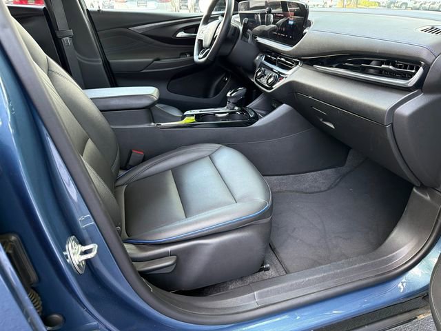 Used 2024 Buick Envista Sport Touring w/ Convenience I Package FWD image 13