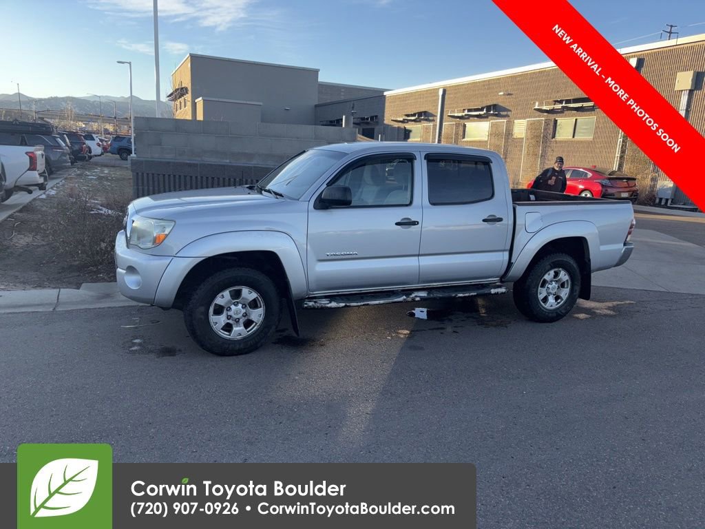 Used 2010 Toyota Tacoma 4x4 Double Cab image 4
