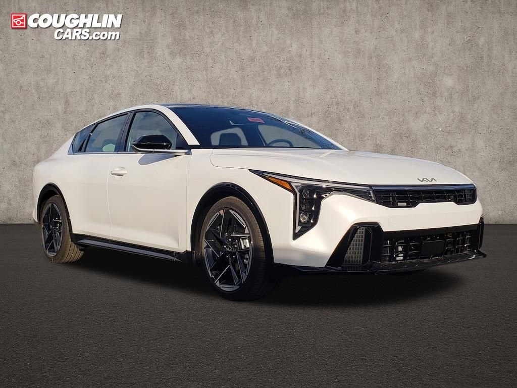 New 2025 Kia K4 GT-Line w/ GT-Line Premium Package