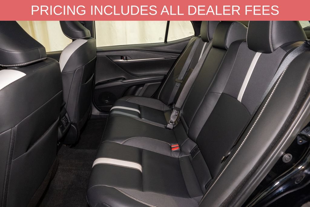 Used 2025 Toyota Camry SE FWD image 8