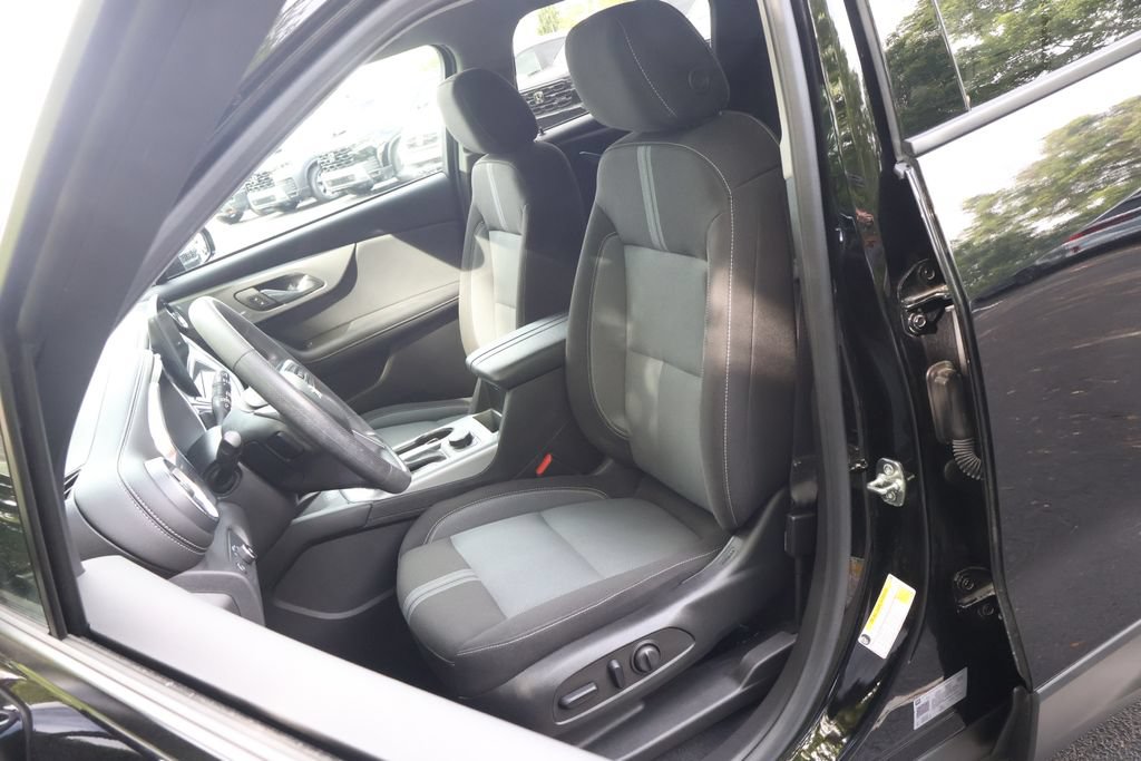 Used 2023 Chevrolet Blazer LT w/ Convenience Package FWD image 33