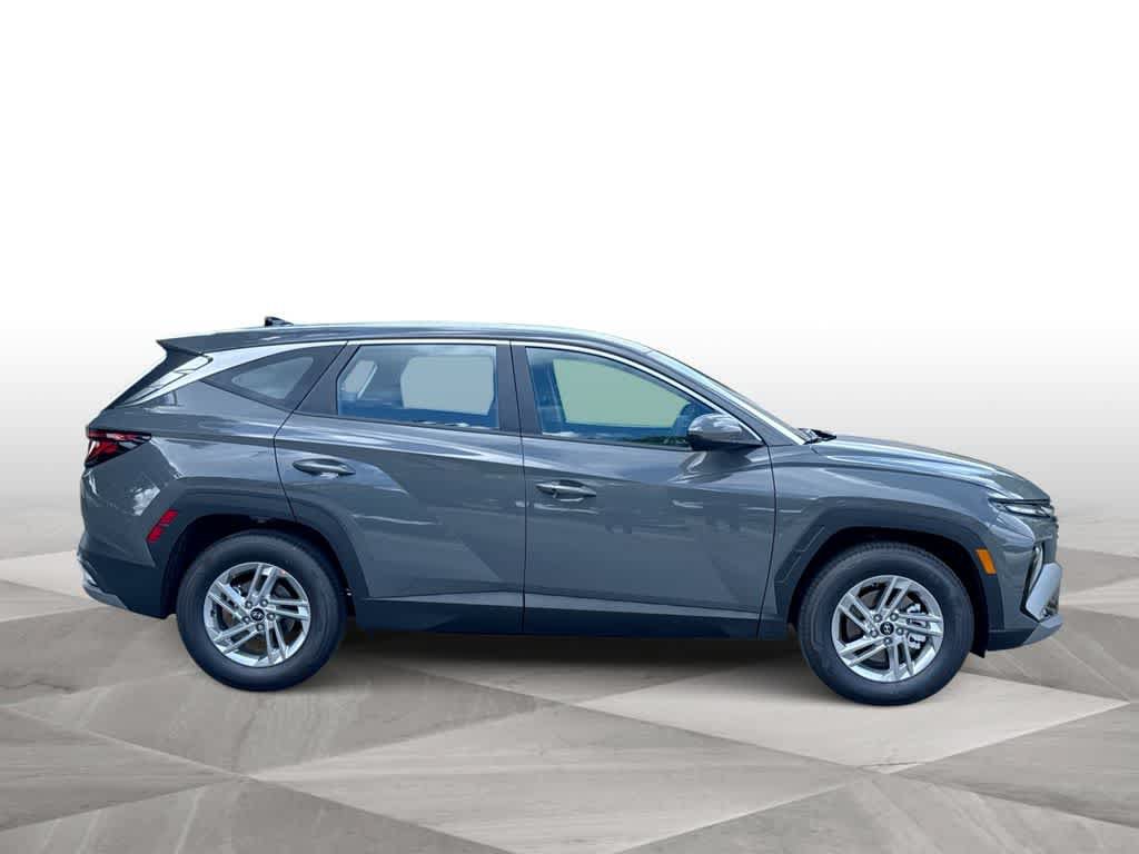 New 2026 Hyundai Tucson SE FWD image 9