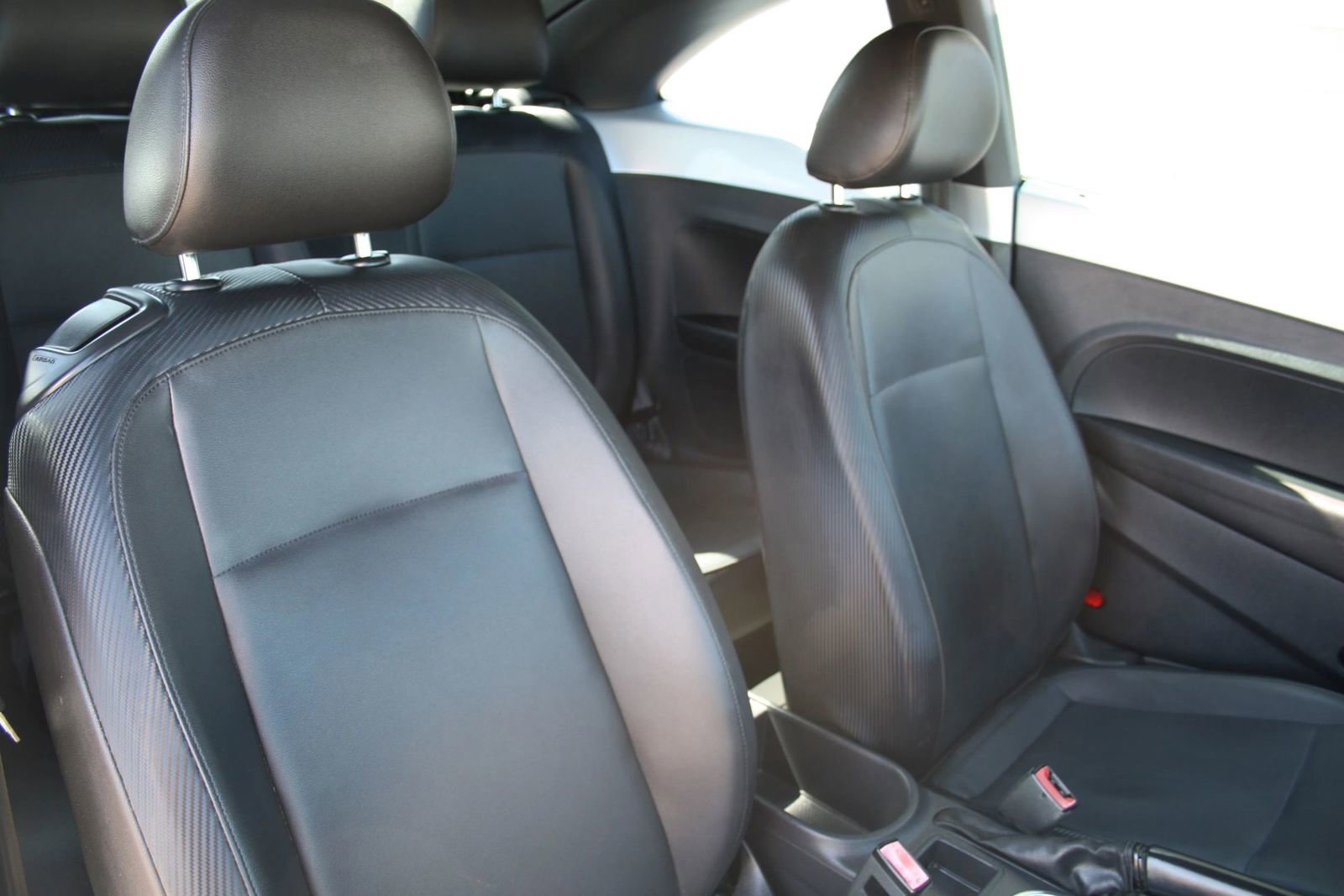Used 2012 Volkswagen Beetle 2.5 FWD image 9