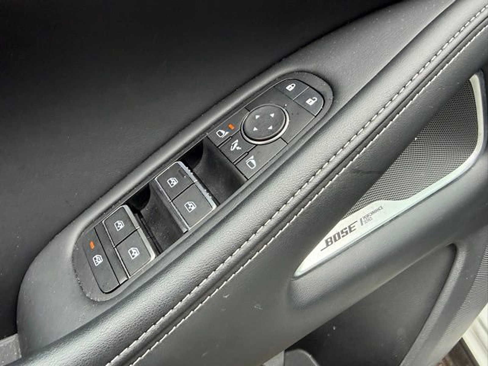 Certified 2025 INFINITI QX60 Luxe AWD/4WD image 8