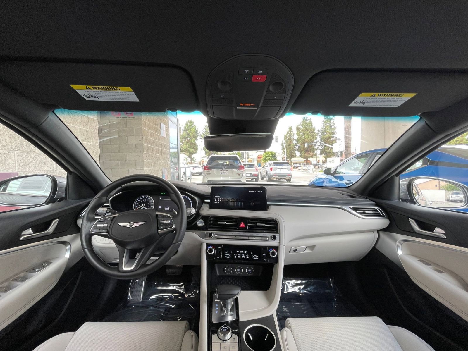 Used 2025 Genesis G70 2.5T image 33