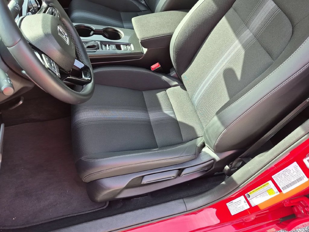 Used 2025 Honda Civic Sport image 21