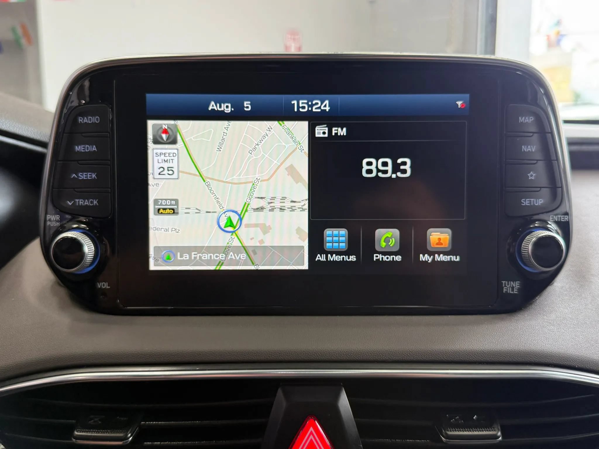Used 2019 Hyundai Santa Fe AWD w/ Cargo Package image 15
