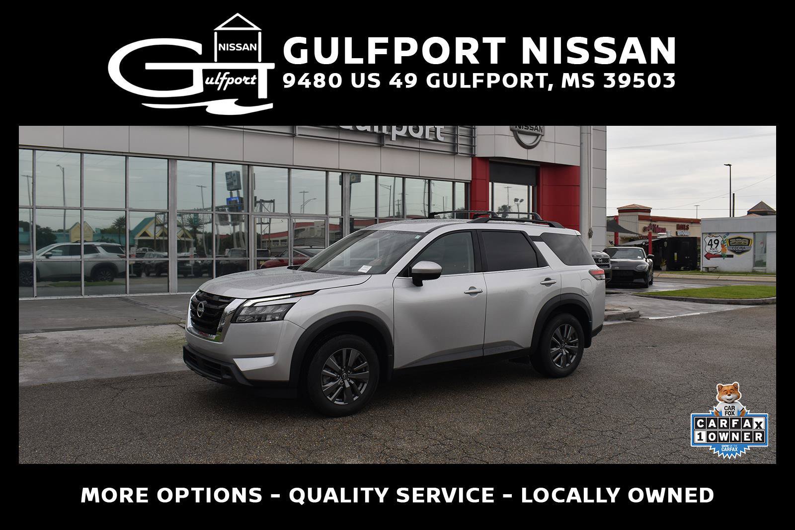 Used 2024 Nissan Pathfinder SV FWD image 1