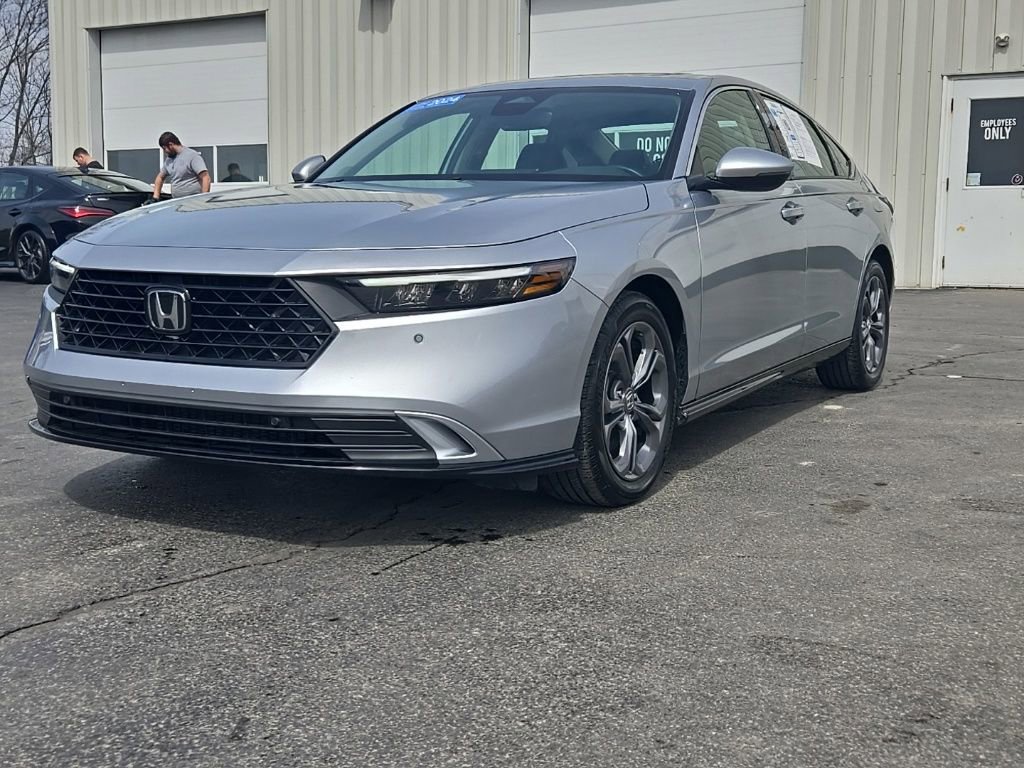 Certified 2024 Honda Accord EX-L image 3