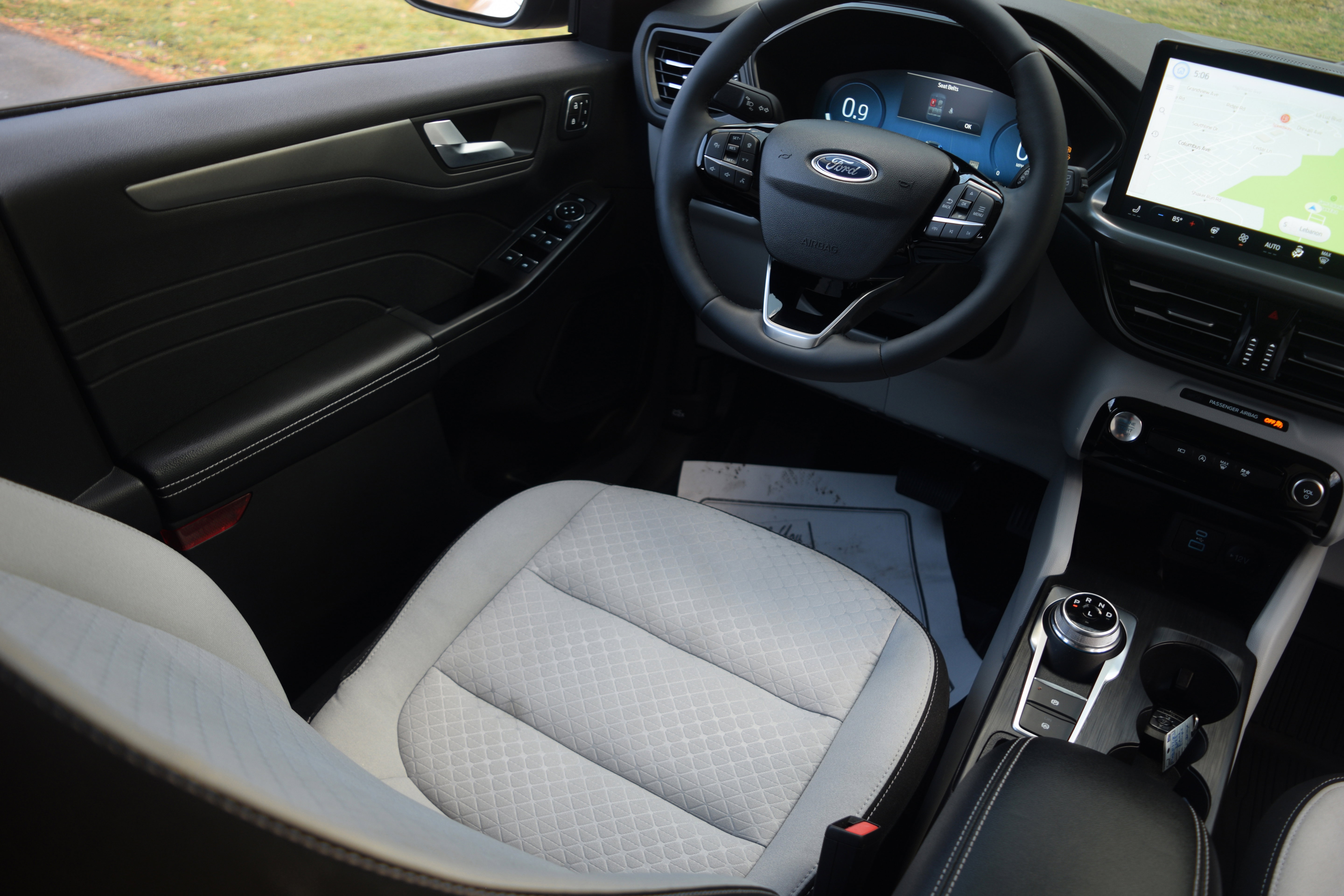 Used 2023 Ford Escape Active w/ Tech Pack #2 image 2