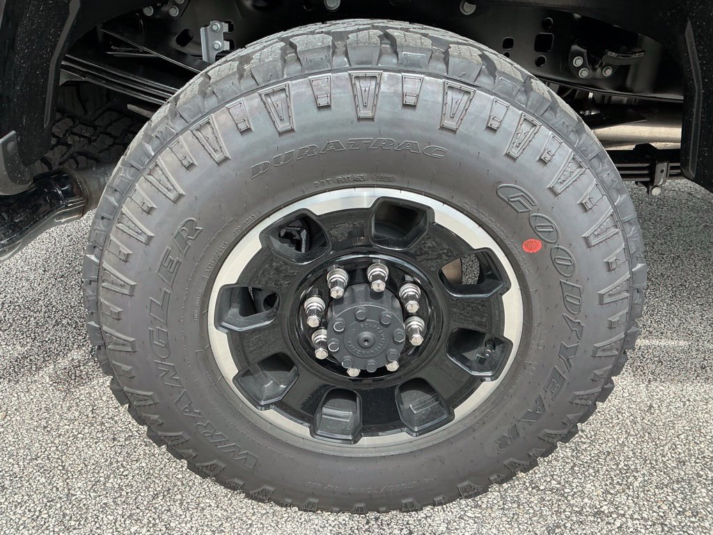 New 2027 Ford F250 Platinum w/ Tremor Off-Road Package AWD/4WD image 16