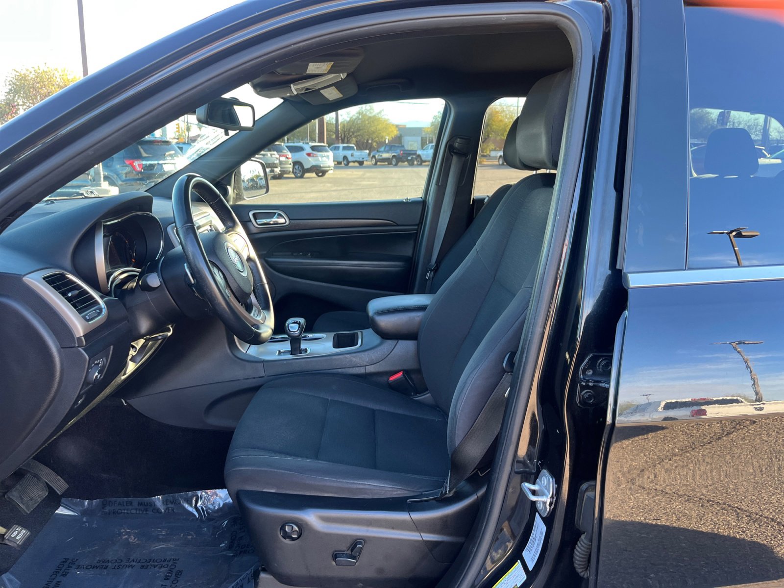 Used 2015 Jeep Grand Cherokee Laredo w/ Quick Order Package 23E image 14