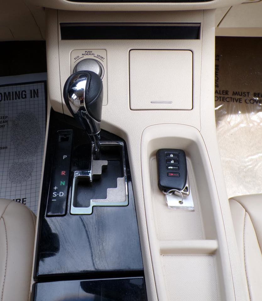 Used 2014 Lexus ES 350 FWD image 18