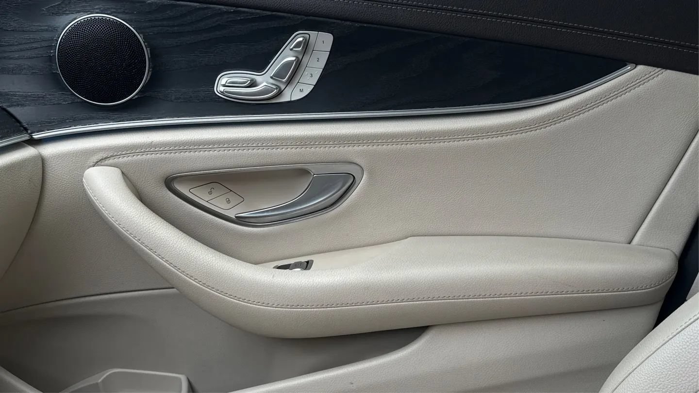 Used 2018 Mercedes-Benz E 300 image 43