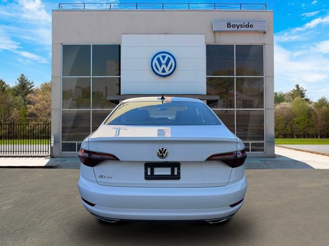 Certified 2021 Volkswagen Jetta R-Line w/ R-Line Cold Weather Package FWD image 6
