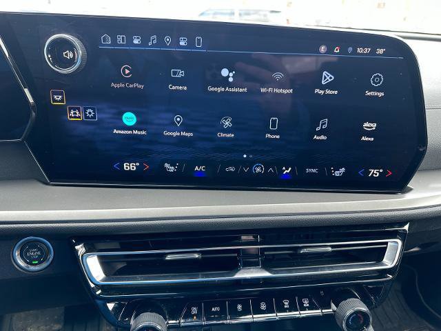 Used 2024 Chevrolet Traverse LT image 31