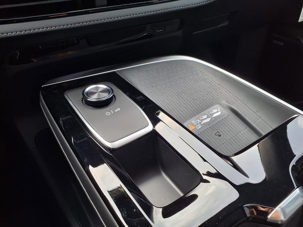 New 2026 Buick Enclave Sport Touring w/ Power Package image 13