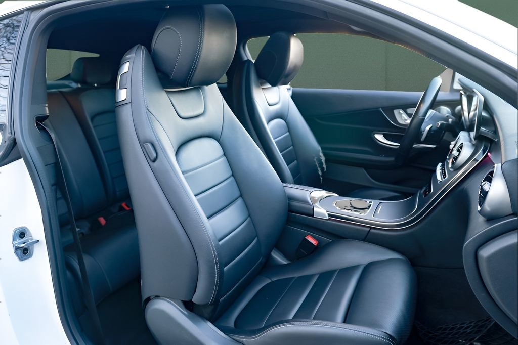 Used 2019 Mercedes-Benz C 300 4MATIC Coupe image 28