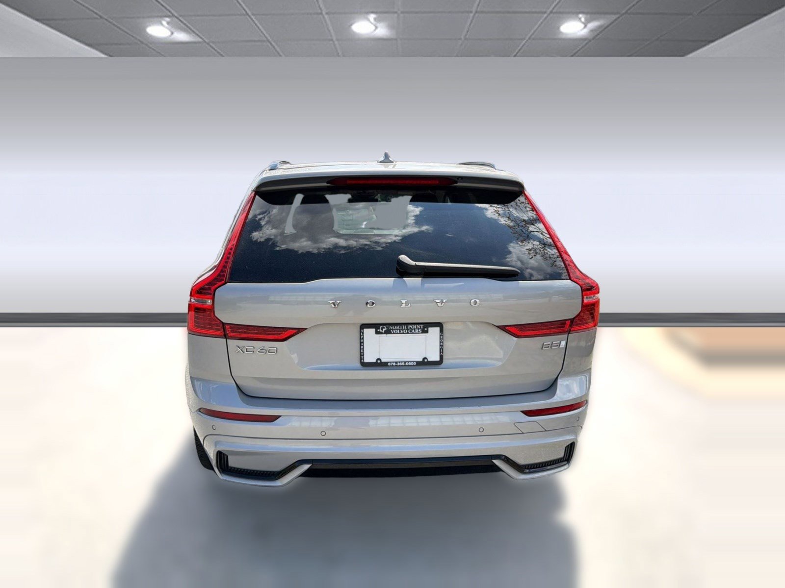 Certified 2023 Volvo XC60 B5 Ultimate FWD image 10
